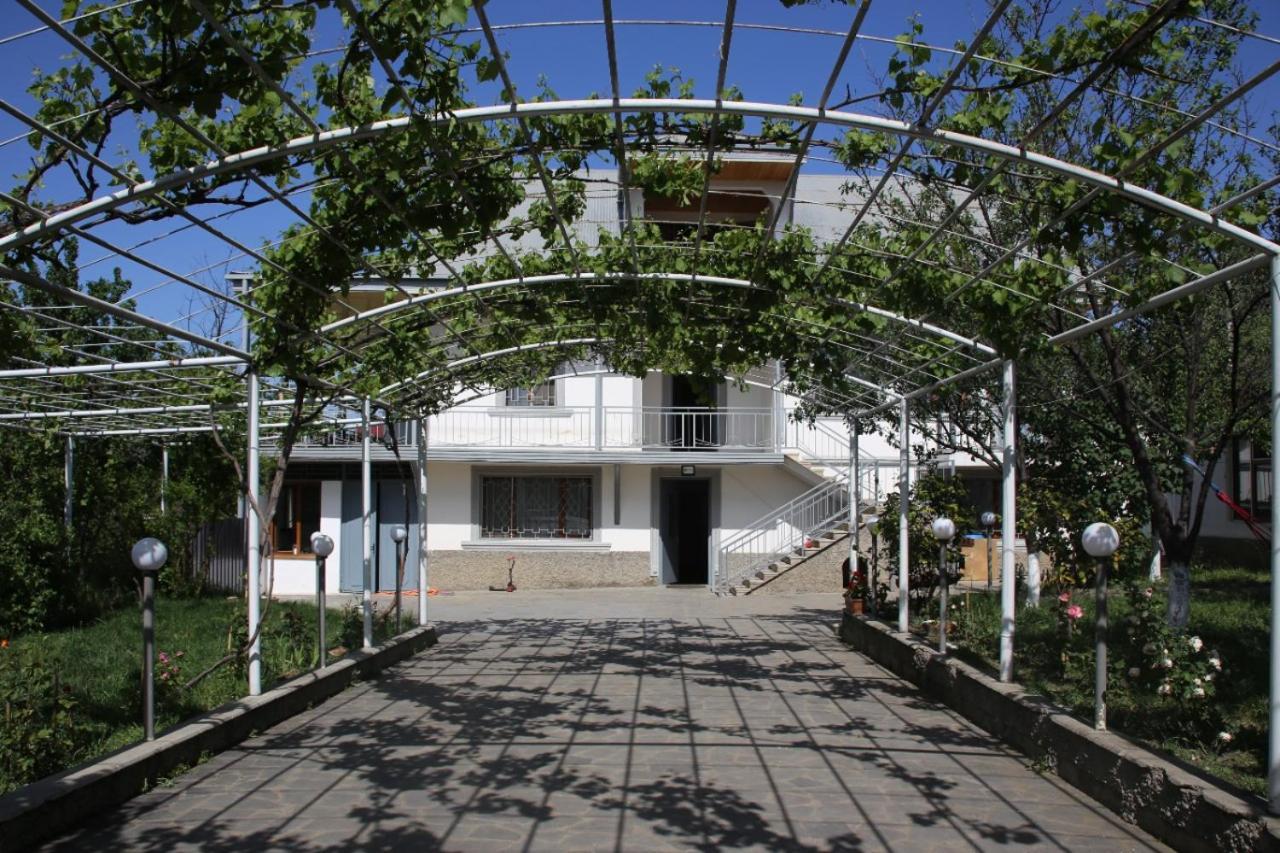Big House Hotel Tbilisi Exterior foto